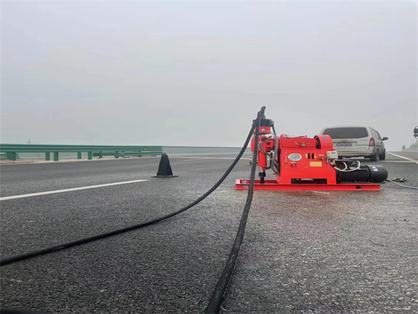 海原马路路基路面开裂下沉注浆加固灌浆